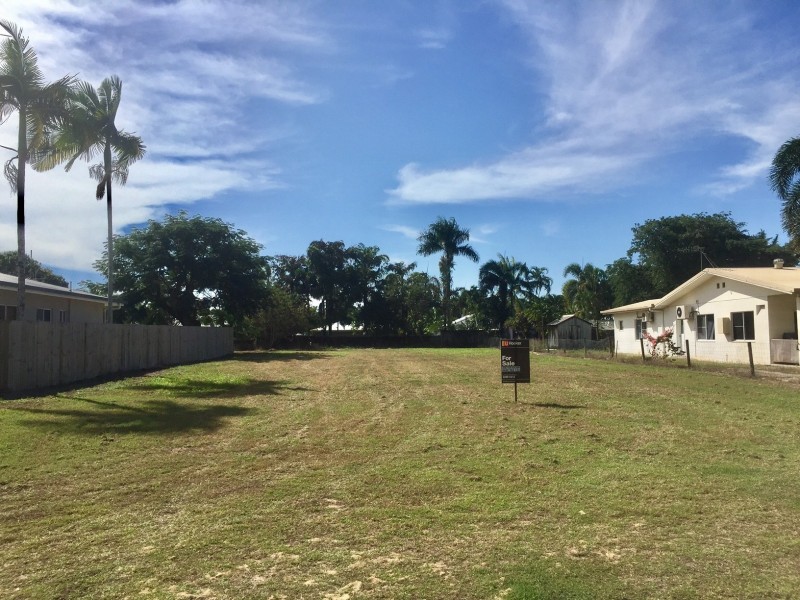 11 Melaleuca Drive, Cooya Beach QLD 4873