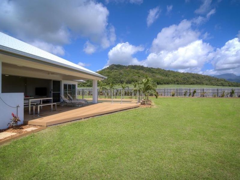 28 Julaji Close, Cooya Beach QLD 4873