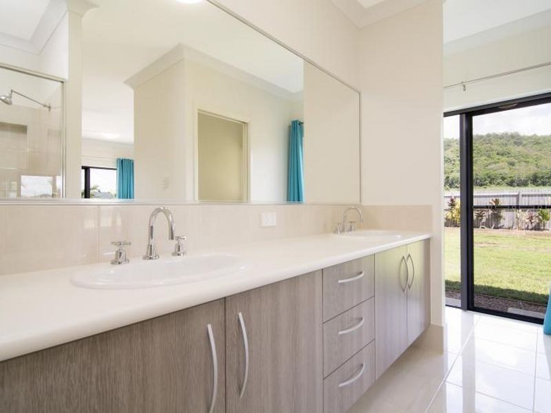 28 Julaji Close, Cooya Beach QLD 4873