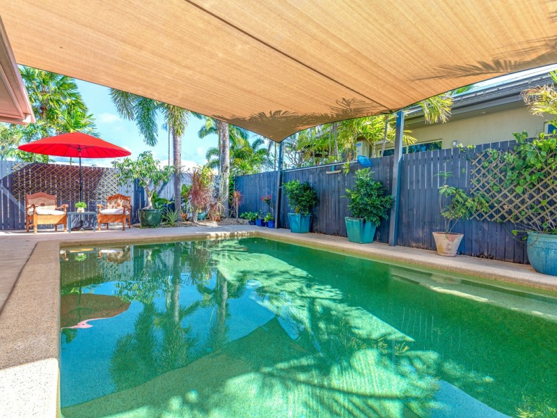 4 Shearwater Street, Port Douglas QLD 4877