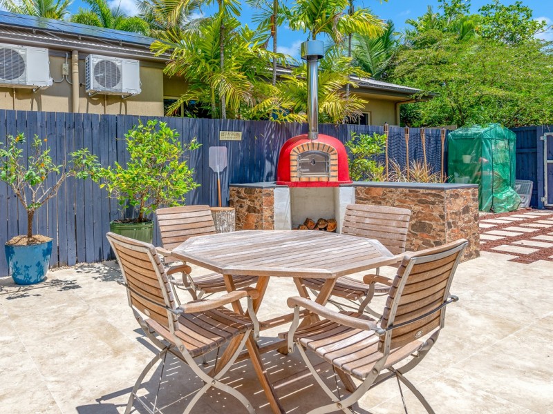 4 Shearwater Street, Port Douglas QLD 4877