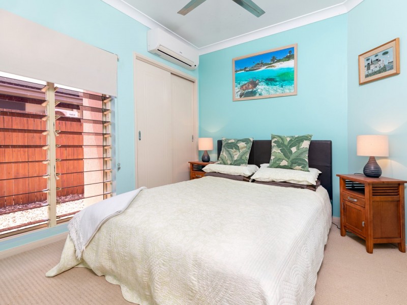 4 Shearwater Street, Port Douglas QLD 4877
