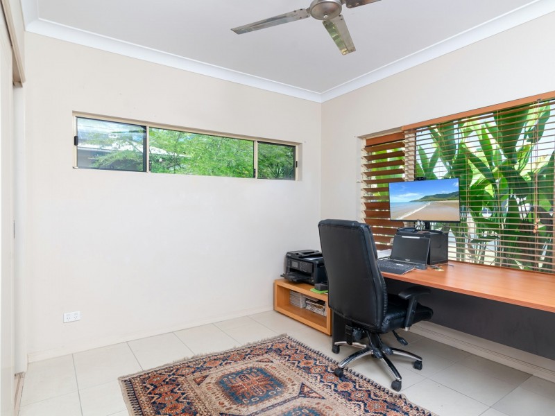 4 Shearwater Street, Port Douglas QLD 4877