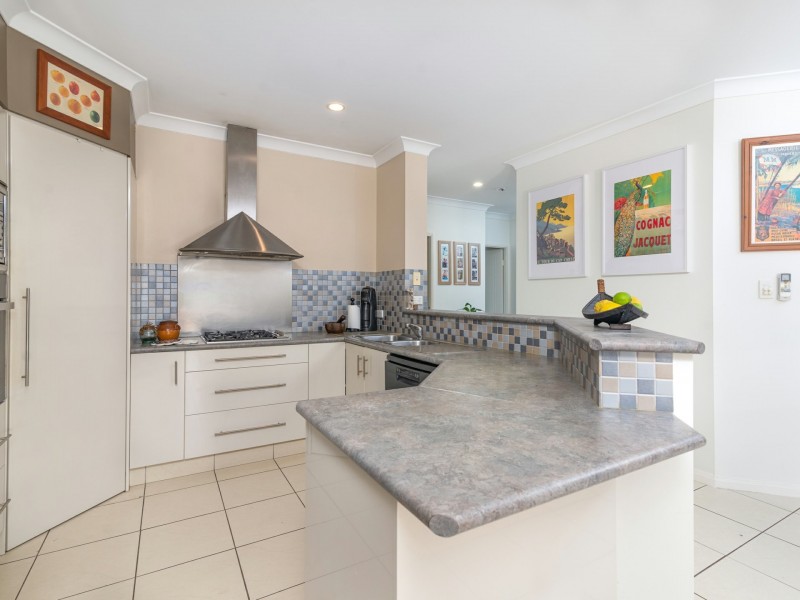 4 Shearwater Street, Port Douglas QLD 4877