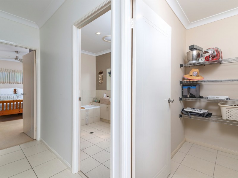 4 Shearwater Street, Port Douglas QLD 4877