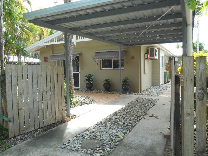 1/8 Mitre Street, Port Douglas QLD 4877