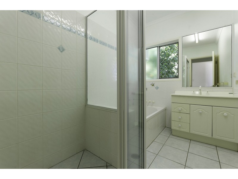 16 Albatross Close, Cooya Beach QLD 4873