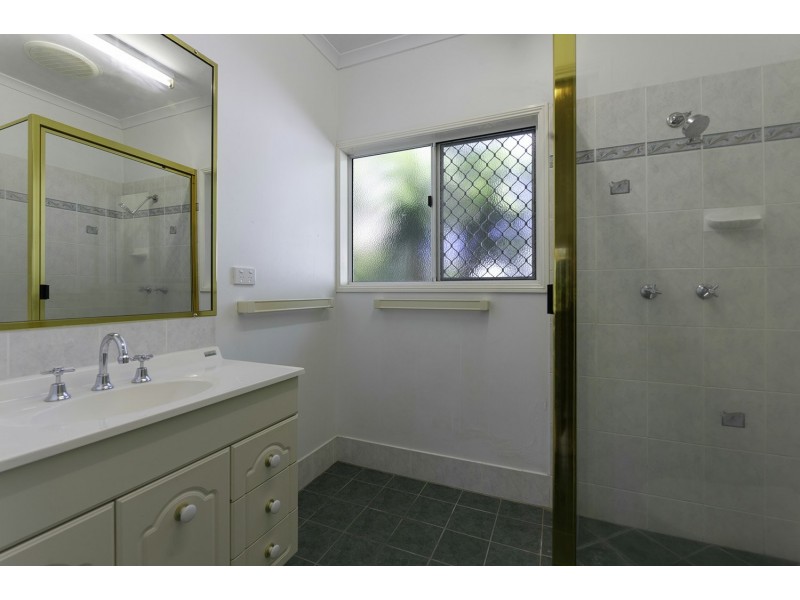 16 Albatross Close, Cooya Beach QLD 4873