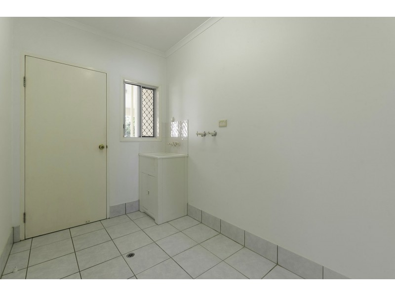 16 Albatross Close, Cooya Beach QLD 4873