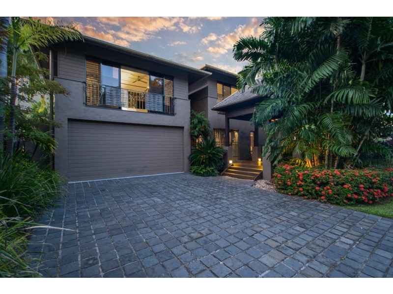 35 Beachfront Mirage, Port Douglas QLD 4877