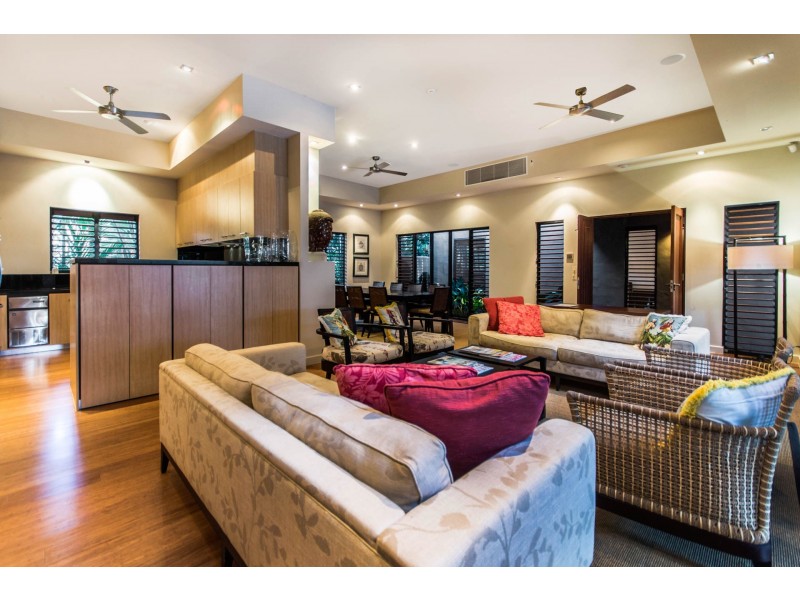 35 Beachfront Mirage, Port Douglas QLD 4877