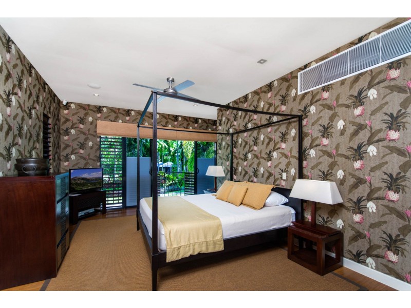 35 Beachfront Mirage, Port Douglas QLD 4877