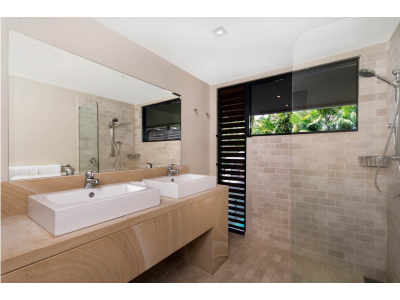 35 Beachfront Mirage, Port Douglas QLD 4877