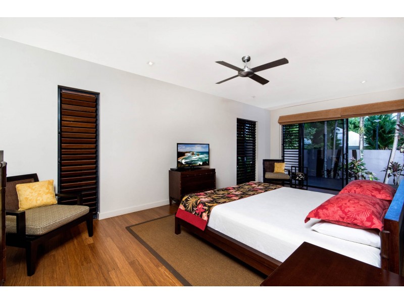 35 Beachfront Mirage, Port Douglas QLD 4877