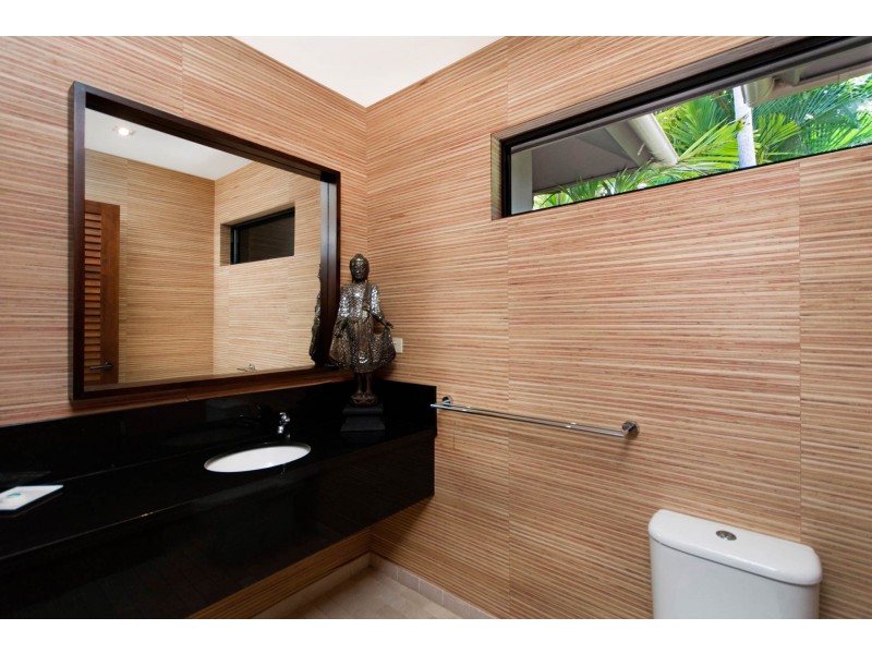 35 Beachfront Mirage, Port Douglas QLD 4877