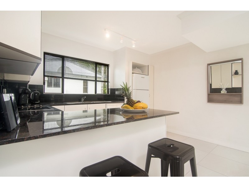 15 Tropical Reef/10 Davidson Street, Port Douglas QLD 4877