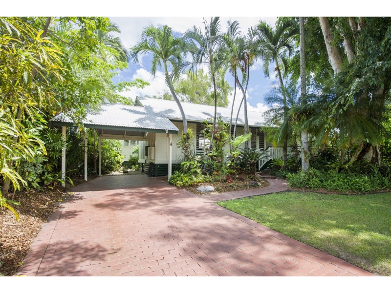 4 Ruby Close, Port Douglas QLD 4877