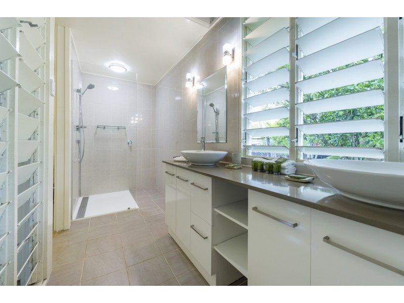 4 Ruby Close, Port Douglas QLD 4877