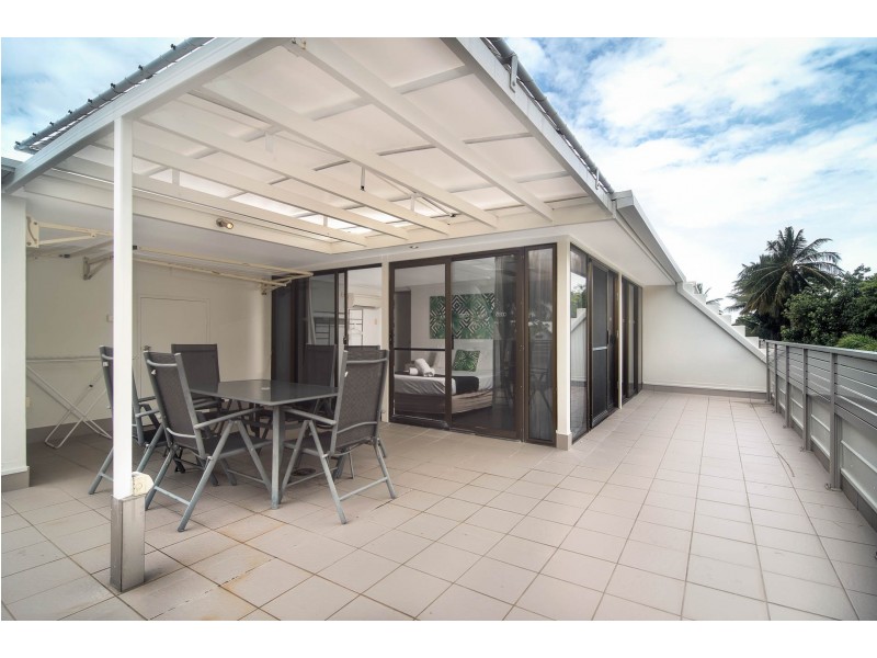 17 Tropical Reef/10 Davidson Street, Port Douglas QLD 4877