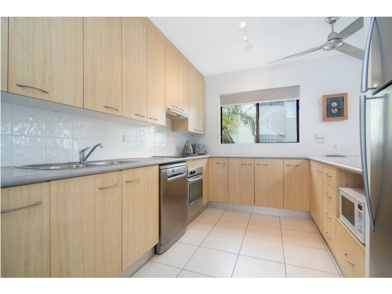 17 Tropical Reef/10 Davidson Street, Port Douglas QLD 4877