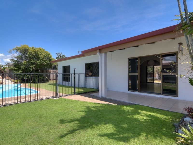 13 Jacaranda Close, Cooya Beach QLD 4873