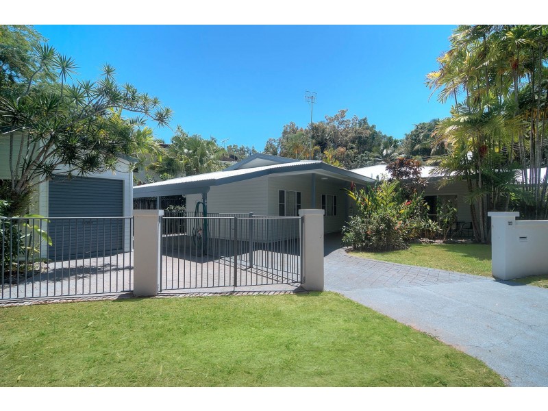 9 Little Reef Street, Port Douglas QLD 4877
