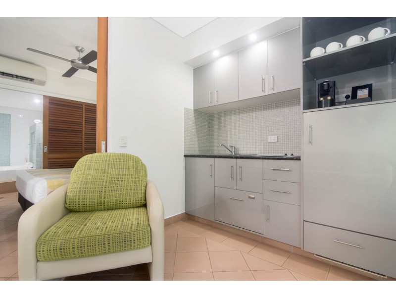4 Peninsula/9-13 Esplanade, Port Douglas QLD 4877