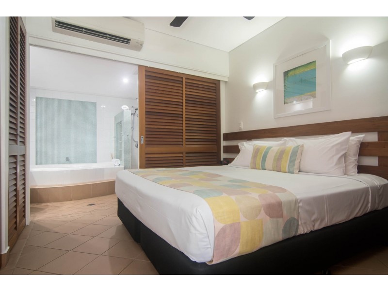 4 Peninsula/9-13 Esplanade, Port Douglas QLD 4877