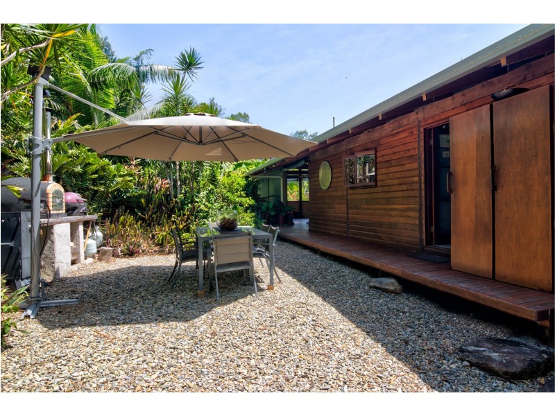 82-86 Reynolds Road, Oak Beach QLD 4877