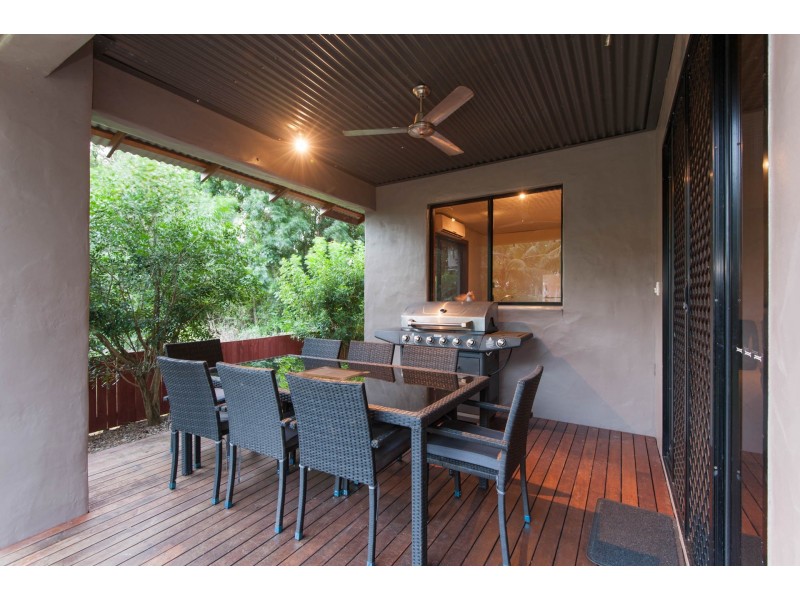 17 Cooya Beach Road, Cooya Beach QLD 4873