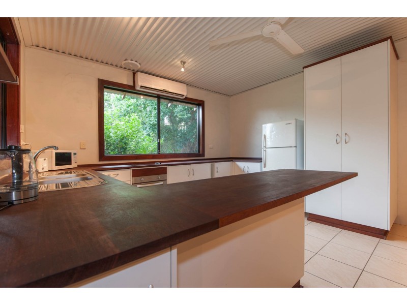 17 Cooya Beach Road, Cooya Beach QLD 4873