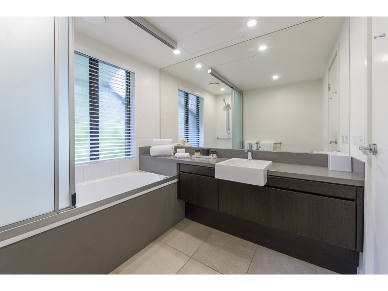 176 & 177 Sea Temple/22 Mitre Street, Port Douglas QLD 4877