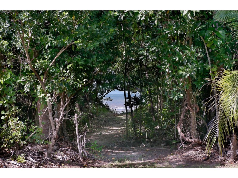 8 Barka Close, Wonga Beach QLD 4873