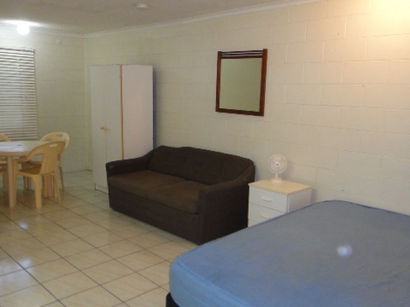1 Triton Lodge/4 Triton Crescent, Port Douglas QLD 4877