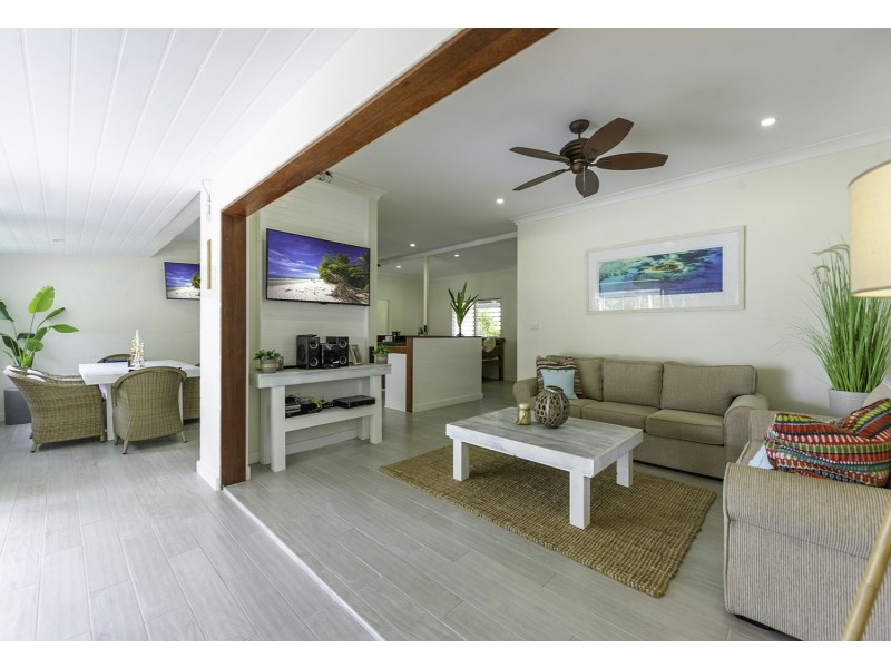 22 Endeavour Street, Port Douglas QLD 4877