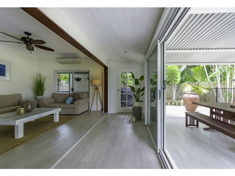 22 Endeavour Street, Port Douglas QLD 4877