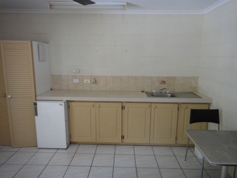 8 Triton Lodge/4 Triton Crescent, Port Douglas QLD 4877