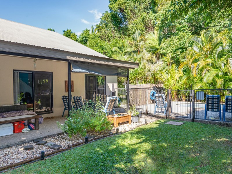 2 Fronds/33 Nautilus Street, Port Douglas QLD 4877