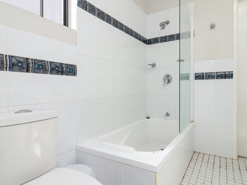 2 Fronds/33 Nautilus Street, Port Douglas QLD 4877