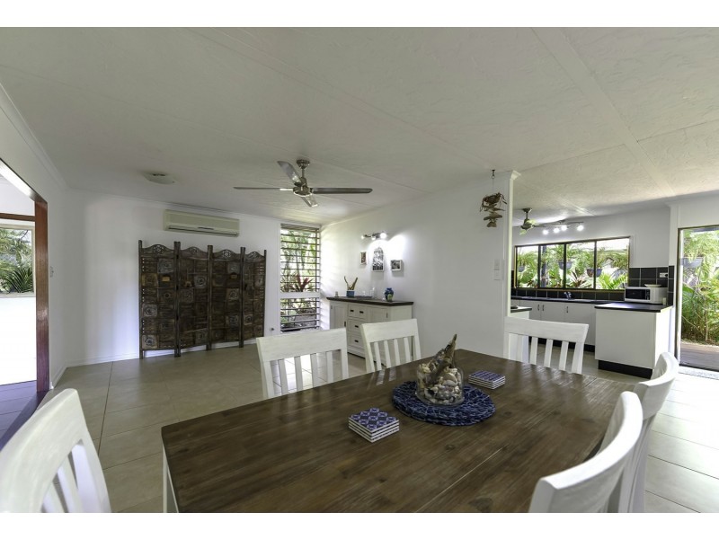 5 Jacaranda Close, Cooya Beach QLD 4873
