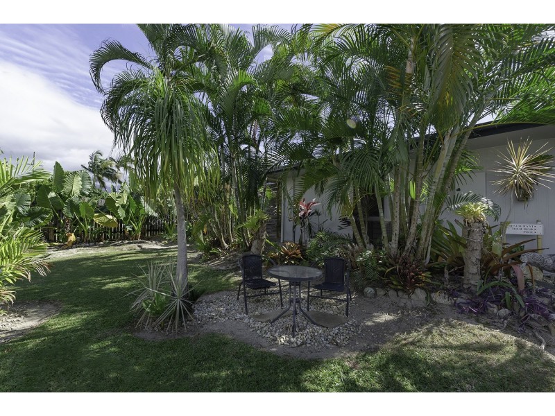 5 Jacaranda Close, Cooya Beach QLD 4873