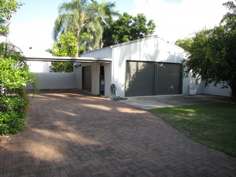 24 Limpet Avenue, Port Douglas QLD 4877