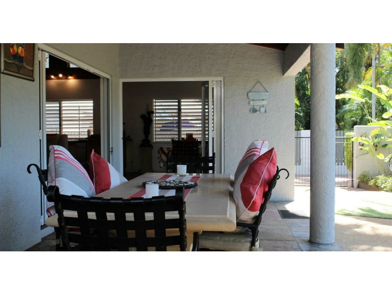 24 Limpet Avenue, Port Douglas QLD 4877
