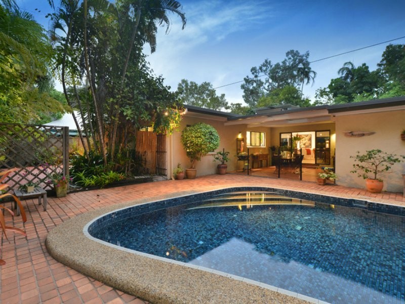 11 Andrews Close, Port Douglas QLD 4877