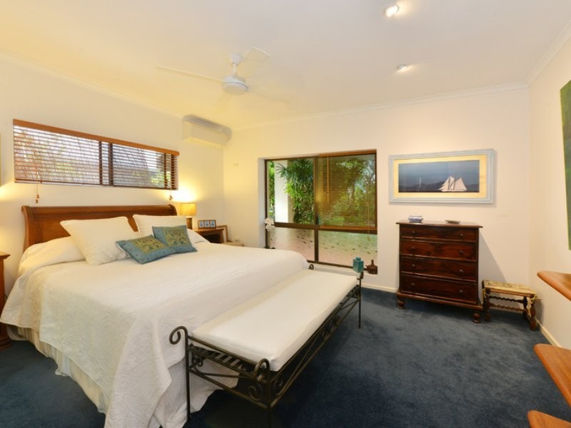 11 Andrews Close, Port Douglas QLD 4877