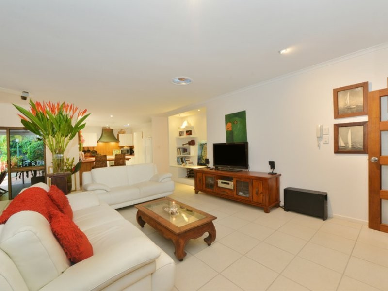 11 Andrews Close, Port Douglas QLD 4877