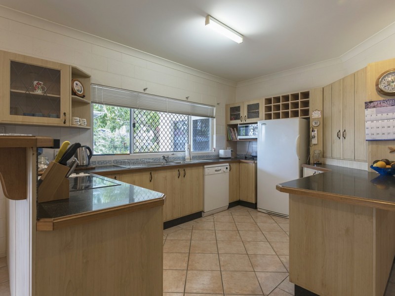 2 Ruby Close, Port Douglas QLD 4877