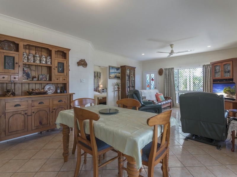 2 Ruby Close, Port Douglas QLD 4877
