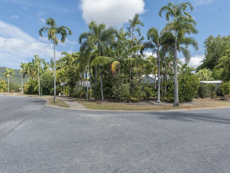 2 Ruby Close, Port Douglas QLD 4877