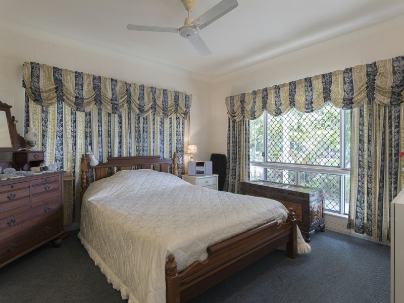 2 Ruby Close, Port Douglas QLD 4877